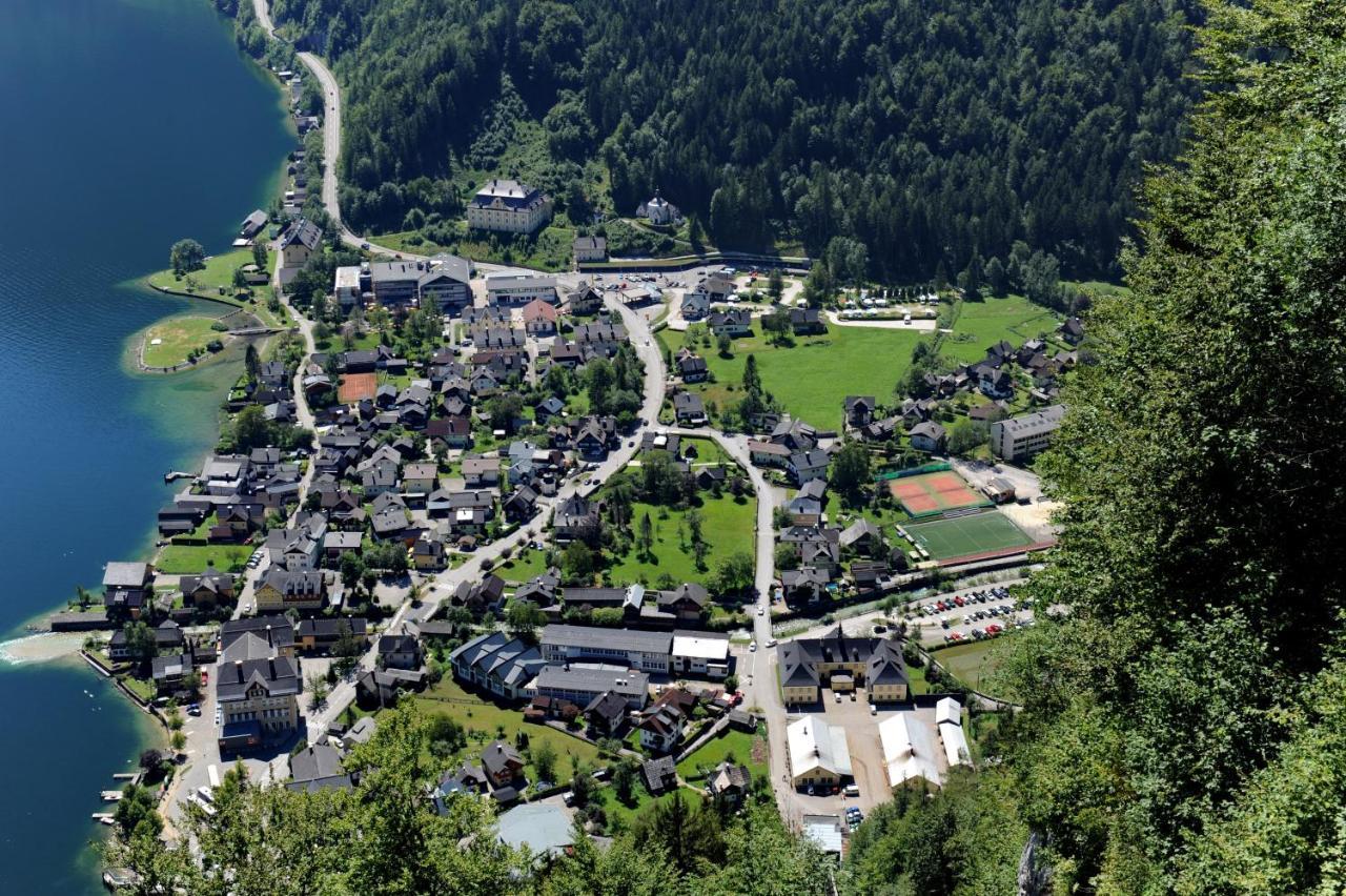 オーバートラウンHaus Alpenblickアパートメント エクステリア 写真