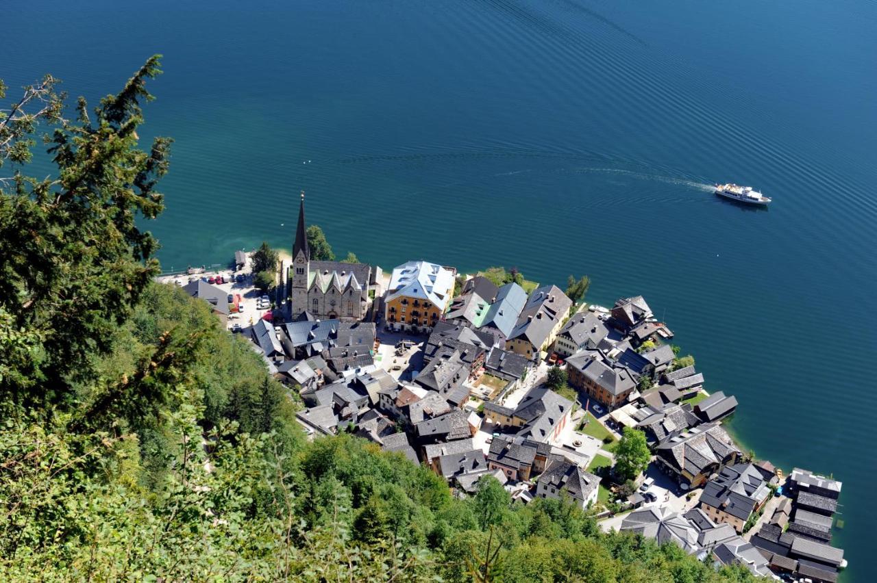 オーバートラウンHaus Alpenblickアパートメント エクステリア 写真