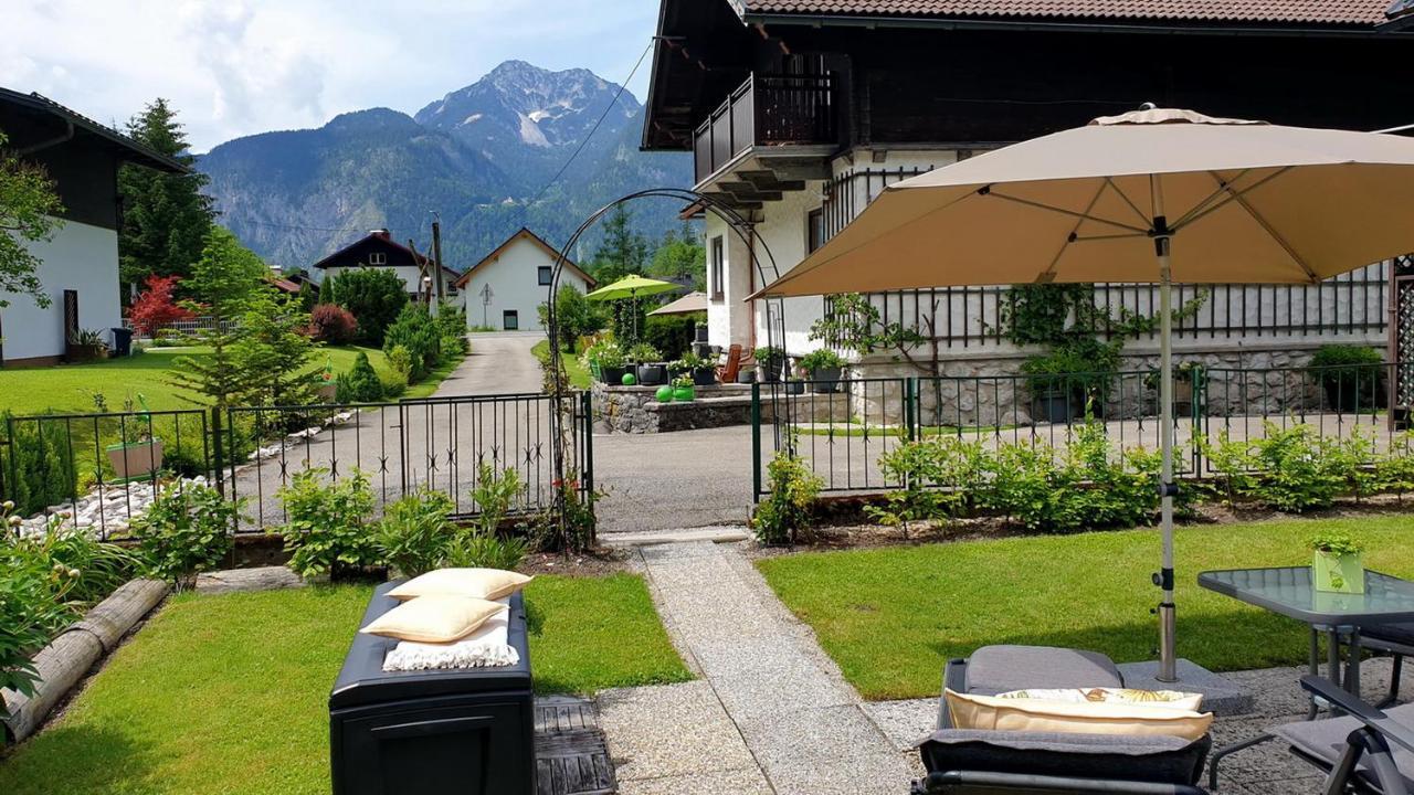 オーバートラウンHaus Alpenblickアパートメント エクステリア 写真