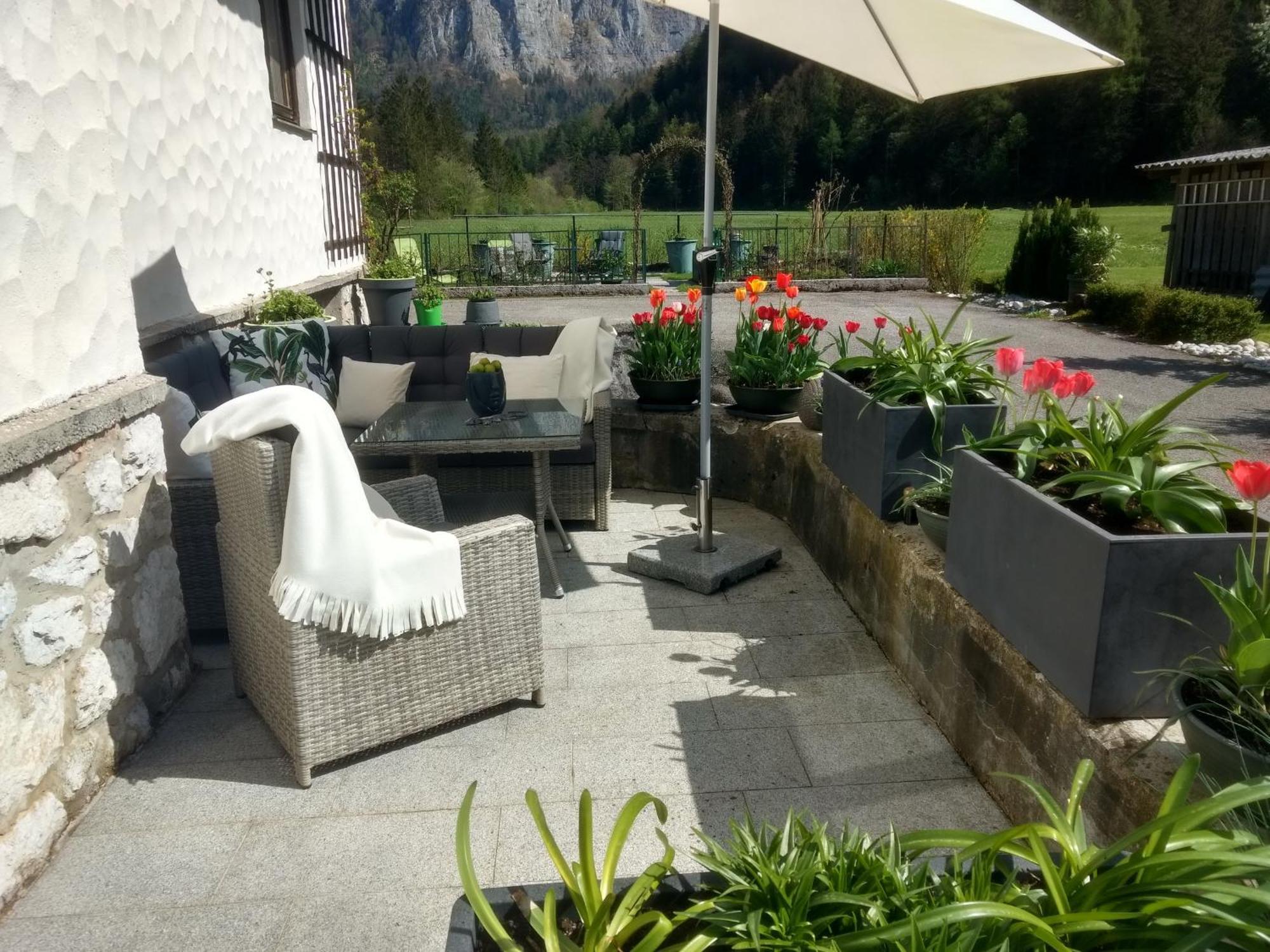 オーバートラウンHaus Alpenblickアパートメント エクステリア 写真